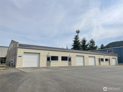 Photo of 1101 Dale Lane, Mount Vernon, WA 98274 (MLS # 2329731)