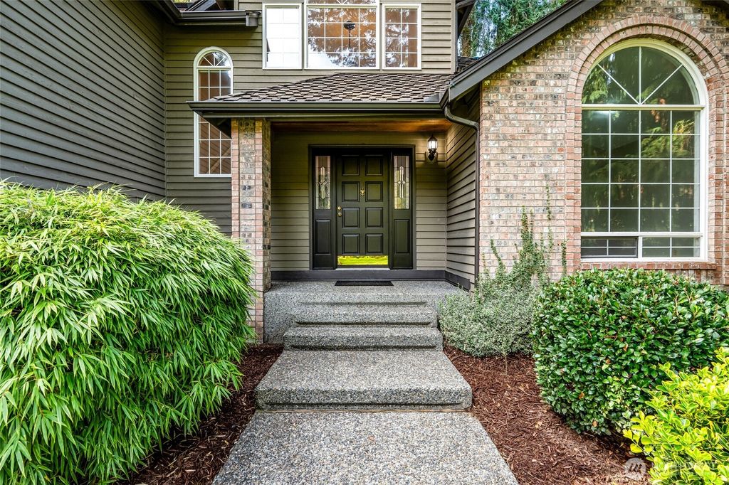 Photo of 14227 192nd Avenue NE, Woodinville, WA 98077 (MLS # 2437962)