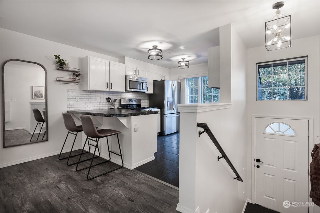 Photo of 14530 12th Avenue NE, Shoreline, WA 98155 (MLS # 2324052)