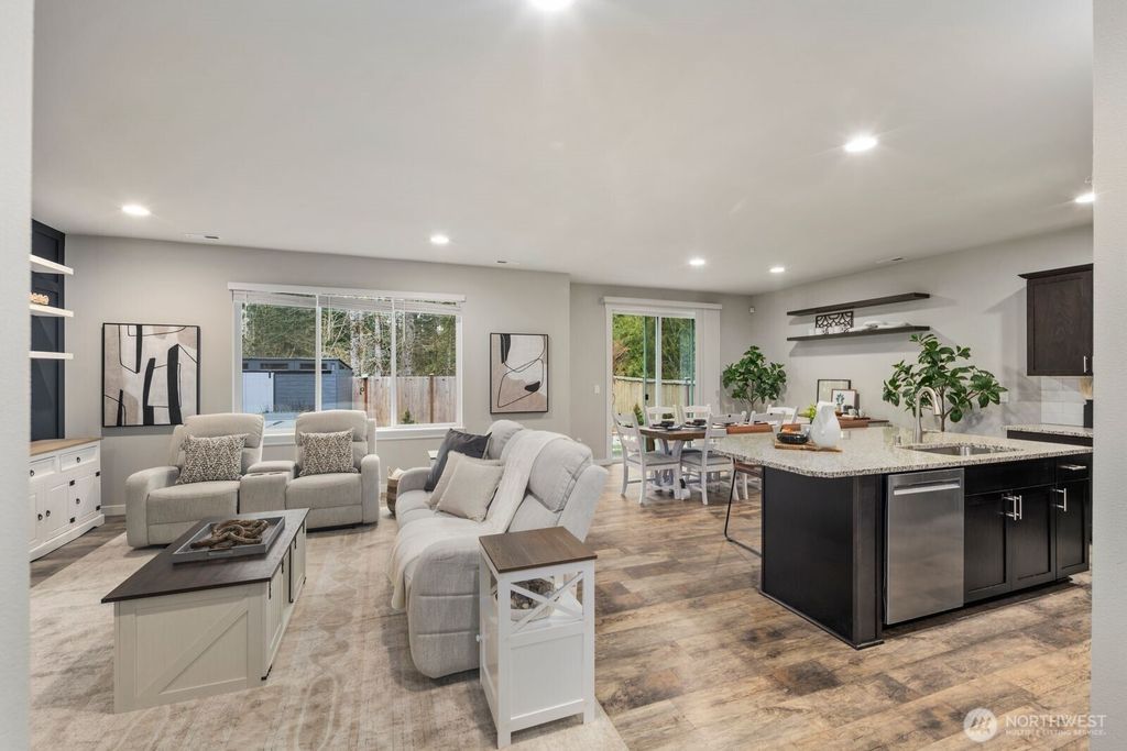 Photo of 10503 35th Street NE, Lake Stevens, WA 98258 (MLS # 2501214)