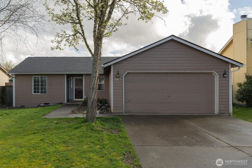 Photo of 118 Balboa Loop, Kelso, WA 98626 (MLS # 2501091)