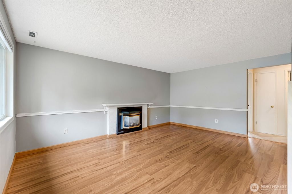 Photo of 13715 59th Avenue SE, Everett, WA 98208 (MLS # 2432245)