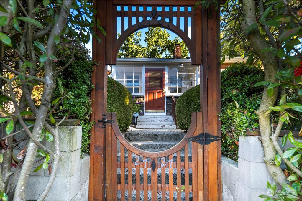 Photo of 2727 S Judkins Street, Seattle, WA 98144 (MLS # 2143652)