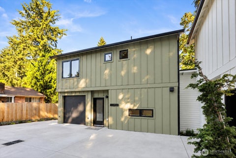 Photo of 11349 23rd Avenue NE #B, Seattle, WA 98125 (MLS # 2586535)