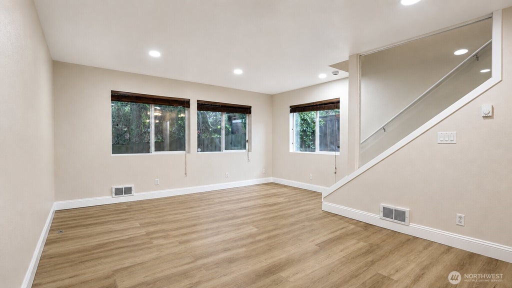 Photo of 13367 Ambaum Boulevard SW, Burien, WA 98146 (MLS # 2584961)