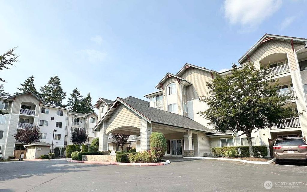 Photo of 13301 SE 79th Place #C311, Newcastle, WA 98059 (MLS # 2427049)