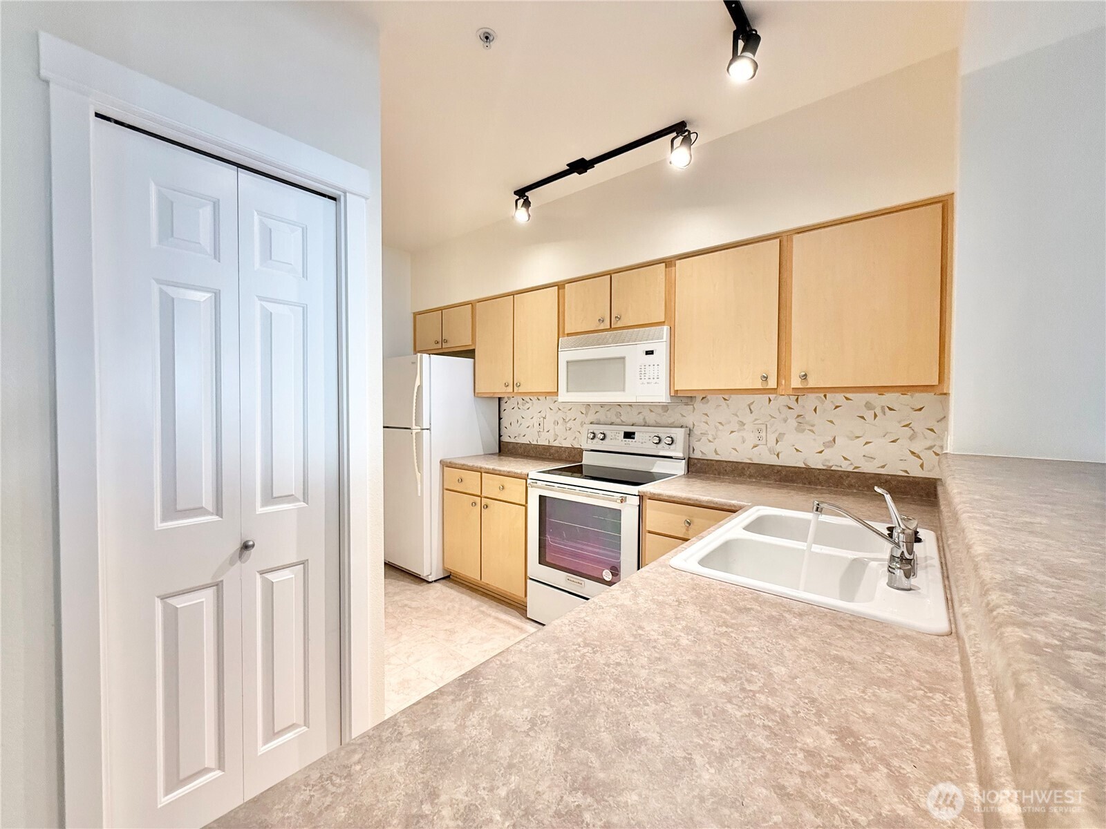 13301 SE 79th Place C311
