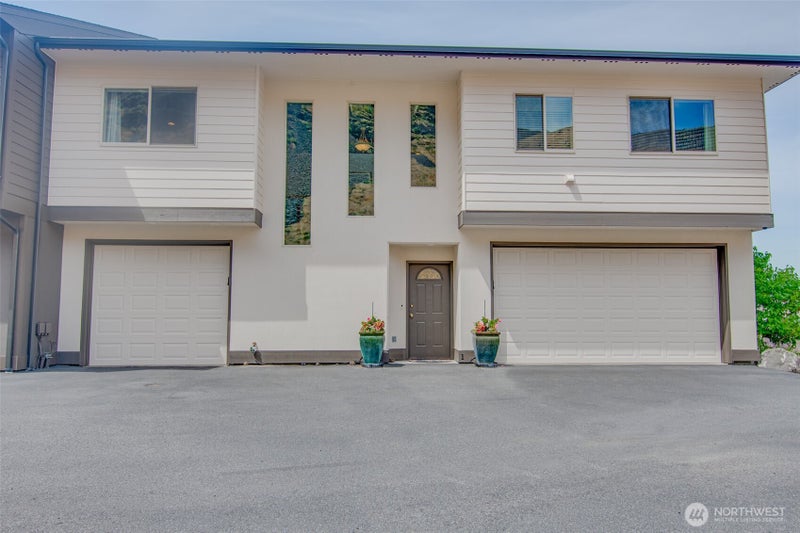 9021 NW Crescent Bar Road 1