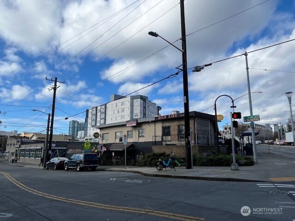 Photo of 421 Rainier Avenue S, Seattle, WA 98144 (MLS # 2485935)