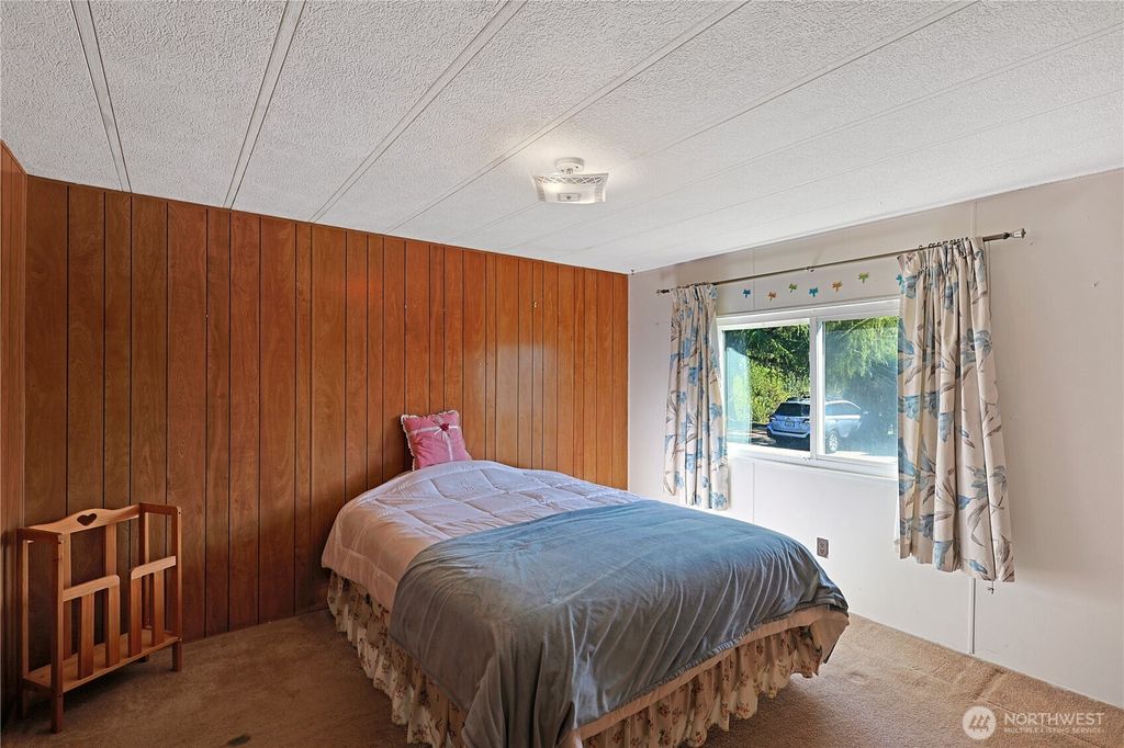 Photo of 3611 I Street NE #301, Auburn, WA 98002 (MLS # 2428798)