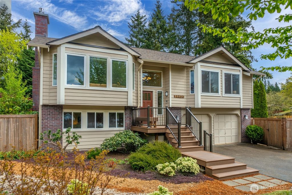 Photo of 24404 222nd Avenue SE, Maple Valley, WA 98038 (MLS # 2497696)