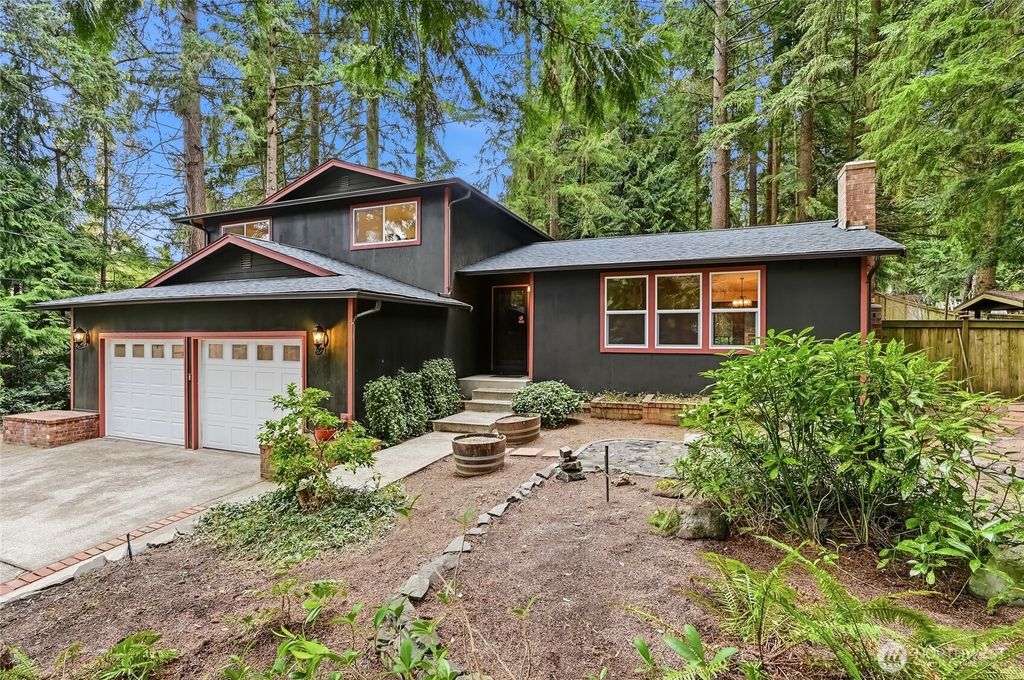 Photo of 14411 105th Court E, Puyallup, WA 98374 (MLS # 2488387)