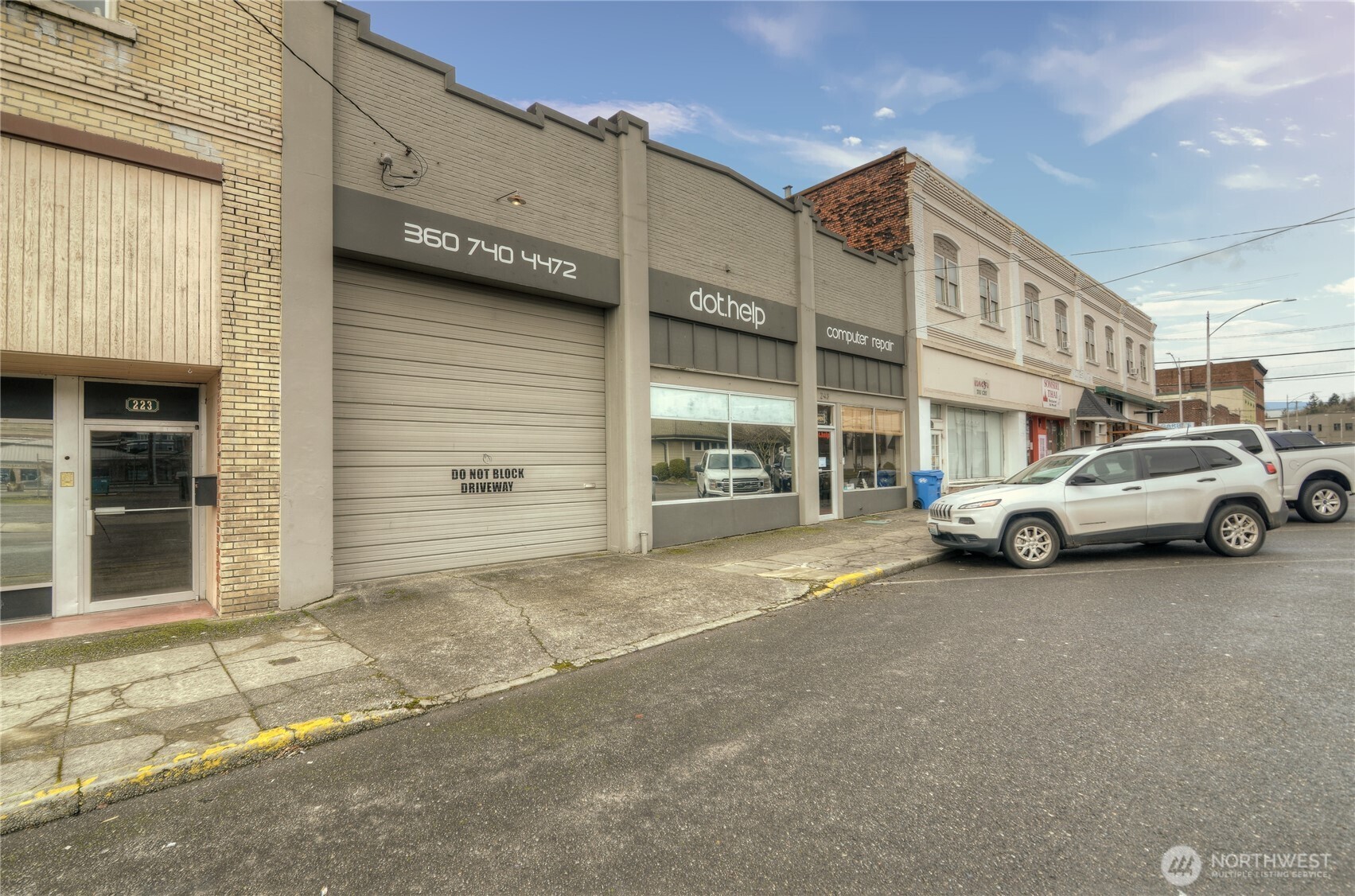 243 NW Chehalis Avenue
