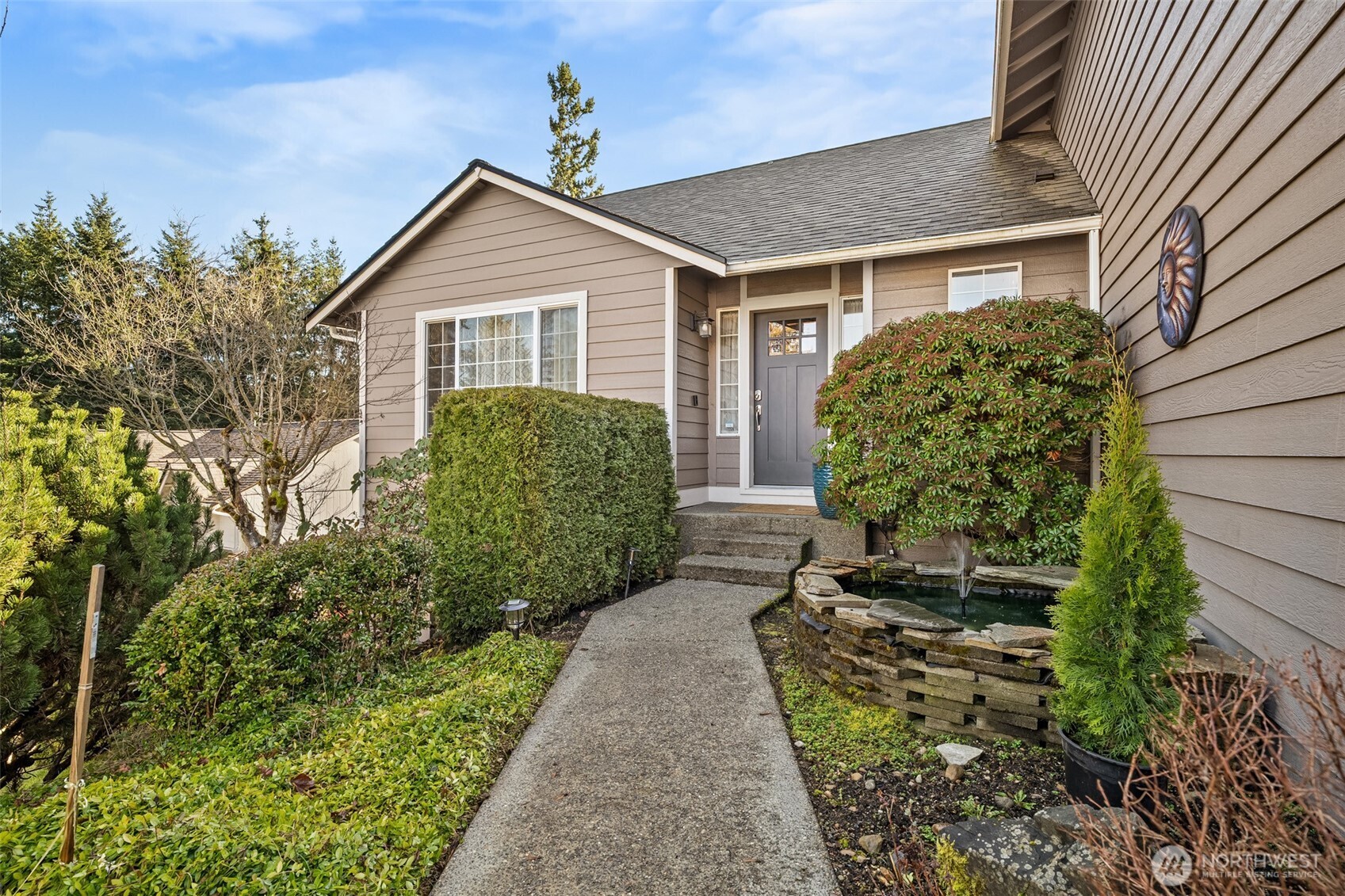 10613 225th Avenue E