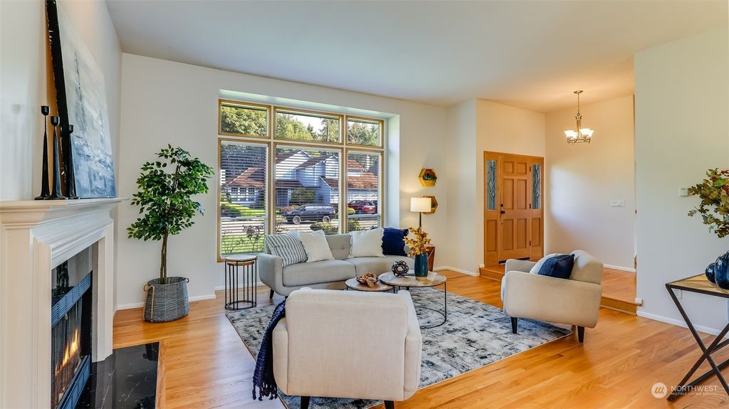 Photo of 14231 SE 180th Place, Renton, WA 98058 (MLS # 2297204)