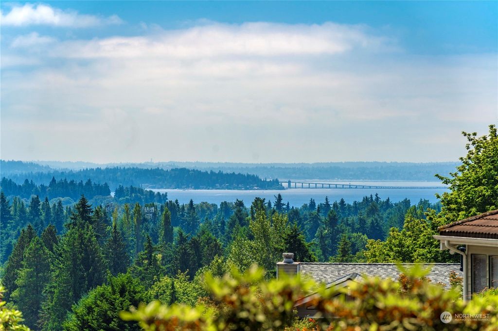 Photo of 14944 104th Avenue NE, Bothell, WA 98011 (MLS # 2140161)