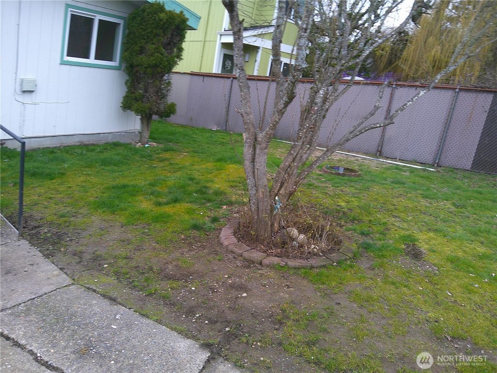 Photo of 10615 18th Avenue SW, Seattle, WA 98146 (MLS # 2488497)