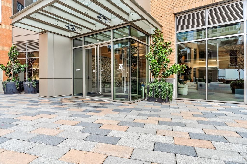 Photo of 10650 NE 9th Place #GS526, Bellevue, WA 98004 (MLS # 2502748)