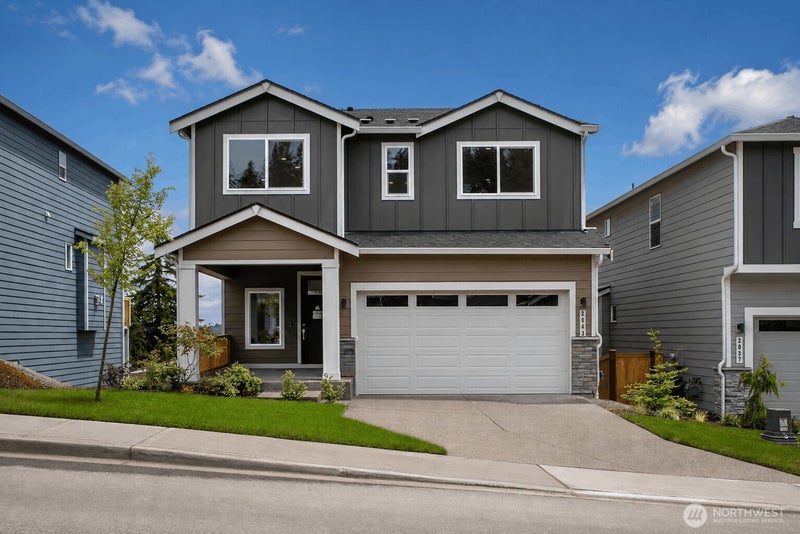 2043 NE Norseman Way