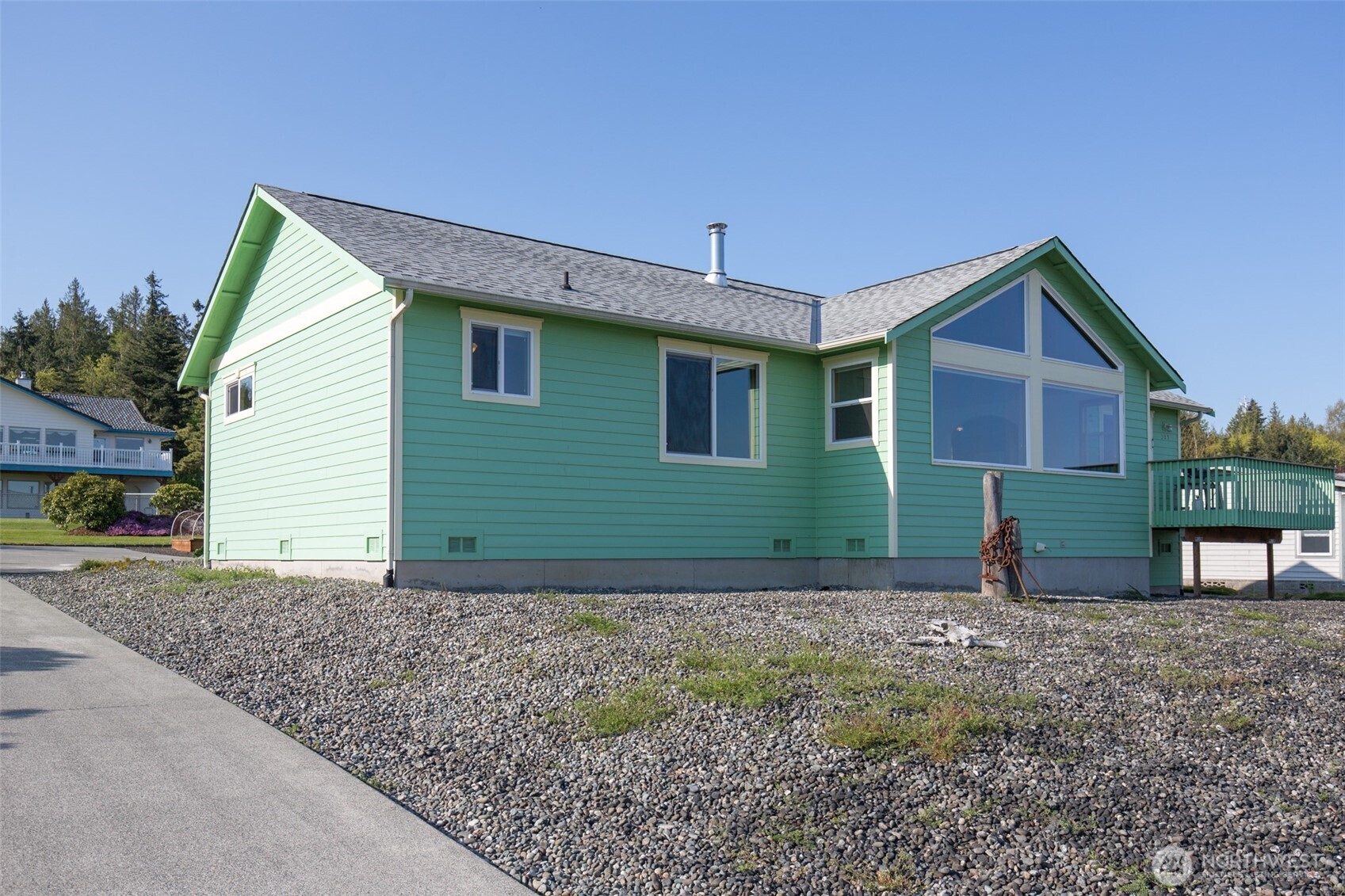 305 W Eunice Street