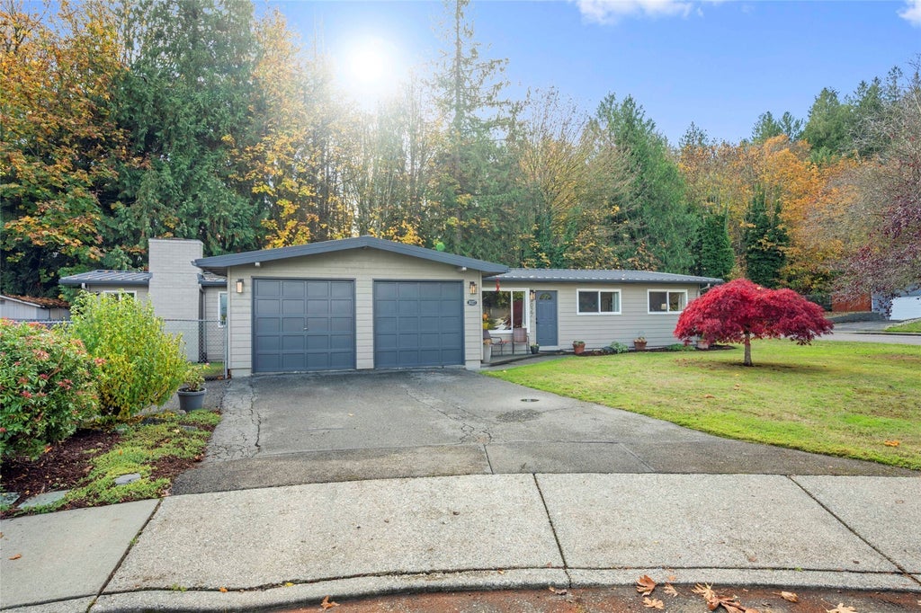 Photo of 3027 Burl Place, Everett, WA 98203 (MLS # 2599642)