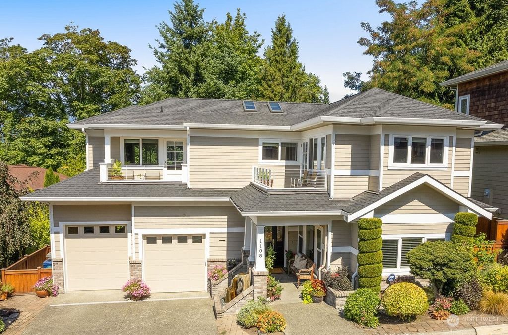 Photo of 1108 2nd Avenue, Kirkland, WA 98033 (MLS # 2158007)