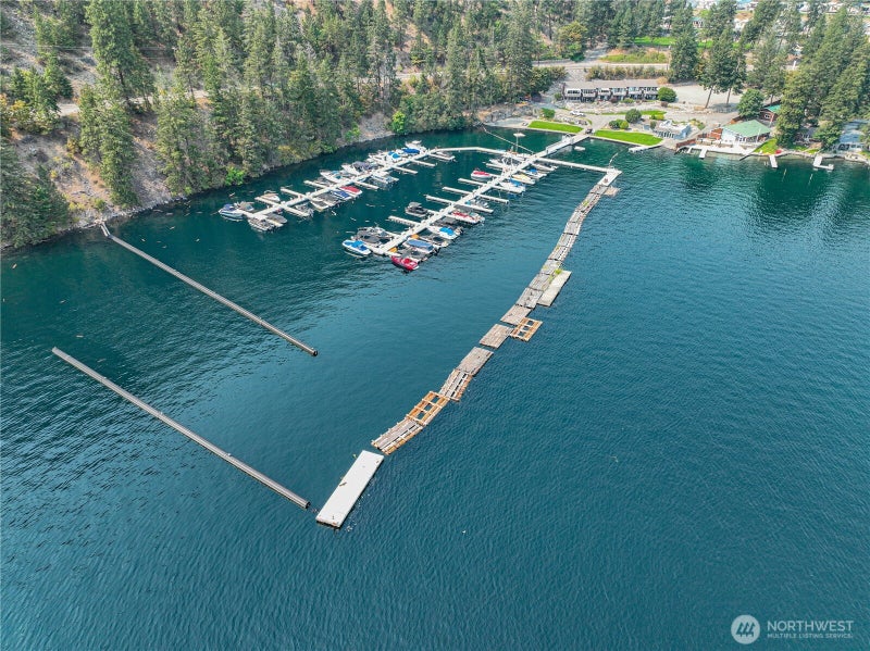 11415 S Lakeshore Road 21
