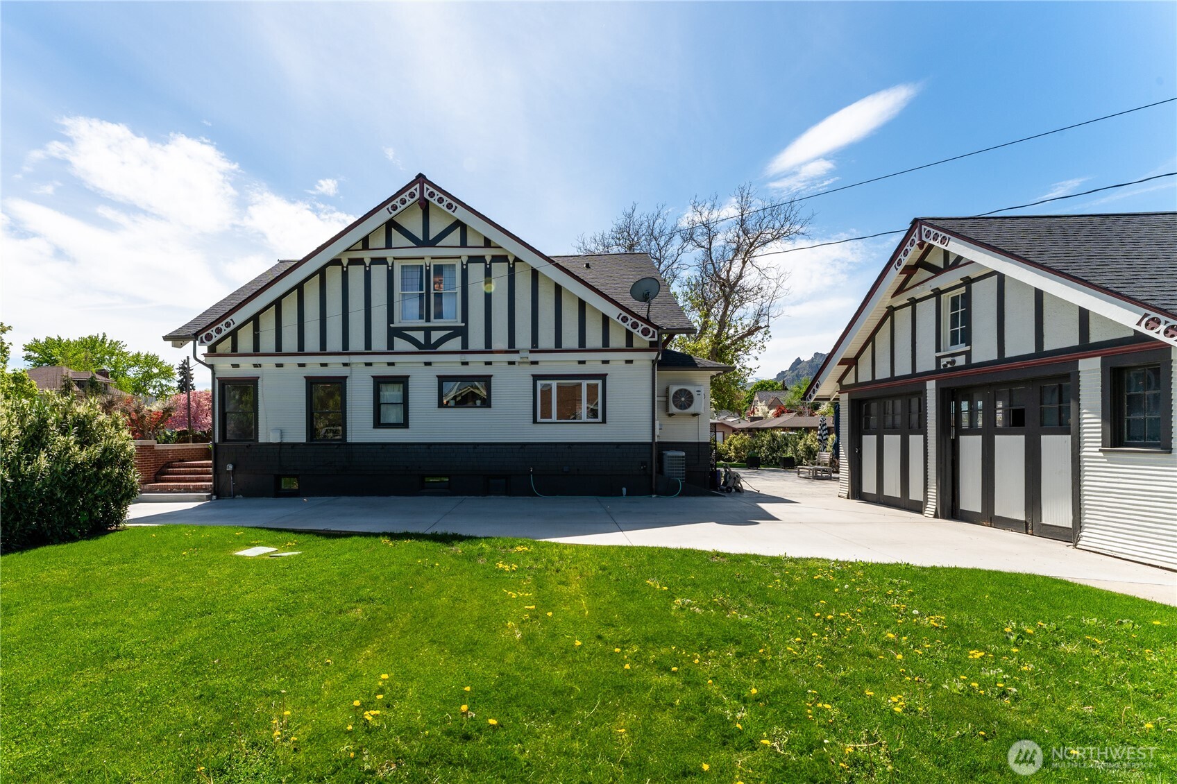 124 S Franklin Avenue