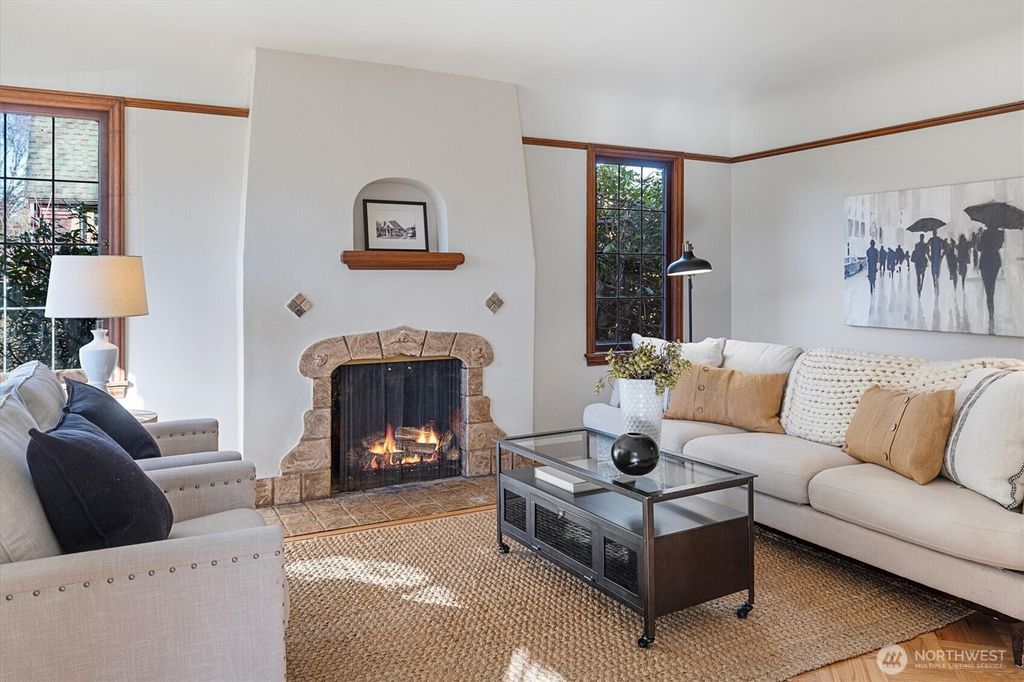 Photo of 7314 16th Avenue NE, Seattle, WA 98115 (MLS # 2484035)