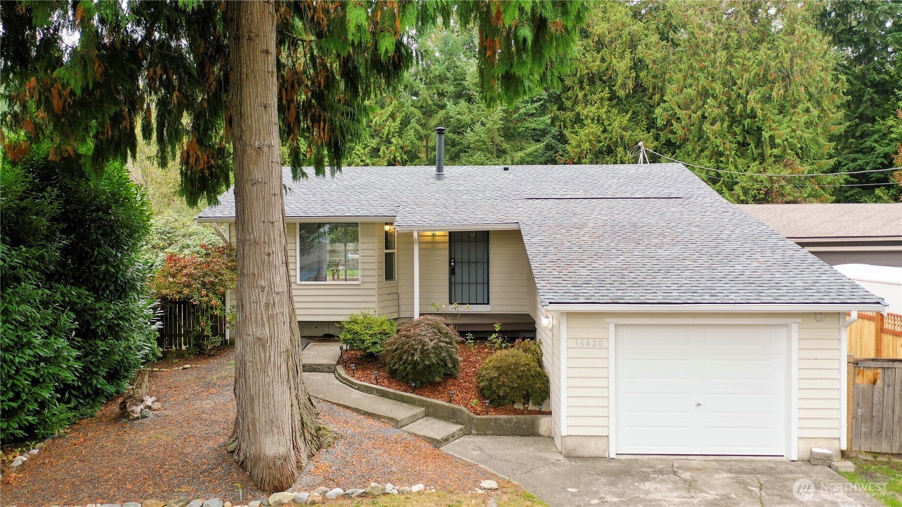 16420 W Lake Goodwin Road
