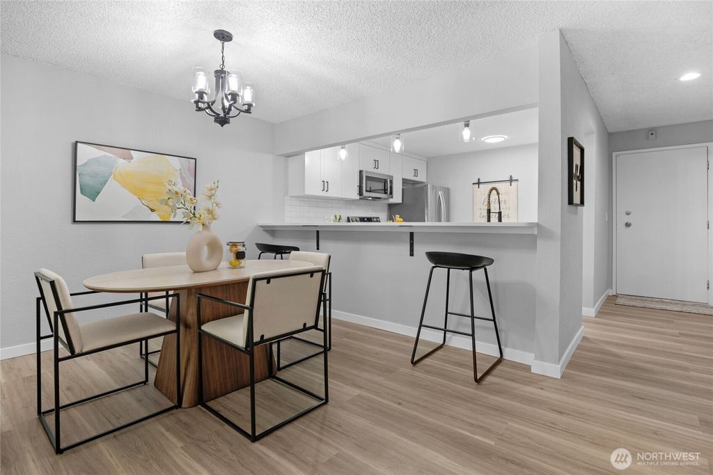 Photo of 13680 NE 69th Street #635, Redmond, WA 98052 (MLS # 2391226)