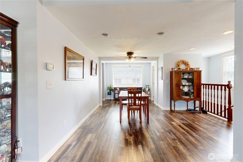529 SW 1st