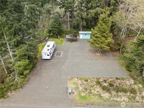 Photo of 1501 324th Place, Ocean Park, WA 98640 (MLS # 2504797)