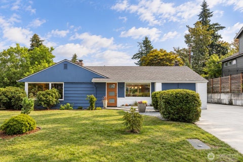 Photo of 1241 Verona Street, Bellingham, WA 98229 (MLS # 2580556)