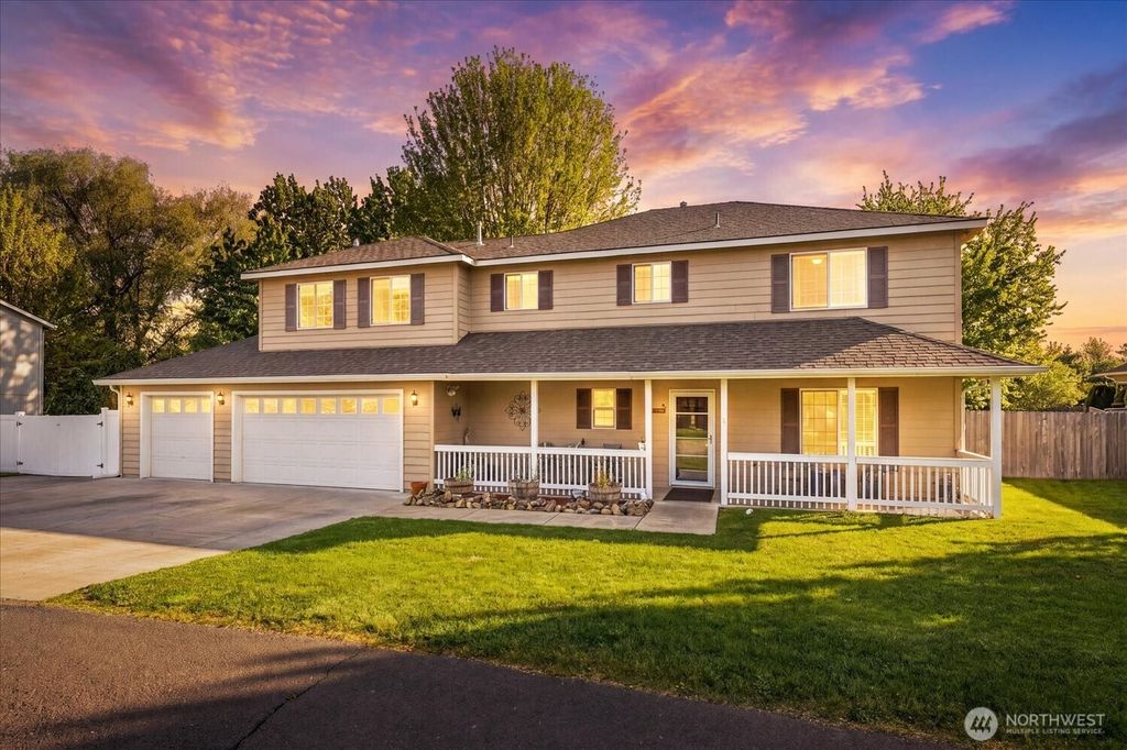Photo of 28 Paintbrush Court, Walla Walla, WA 99362 (MLS # 2521591)