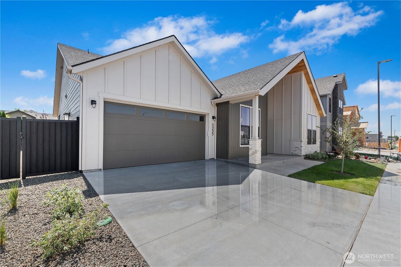 16401 30th Avenue E 5