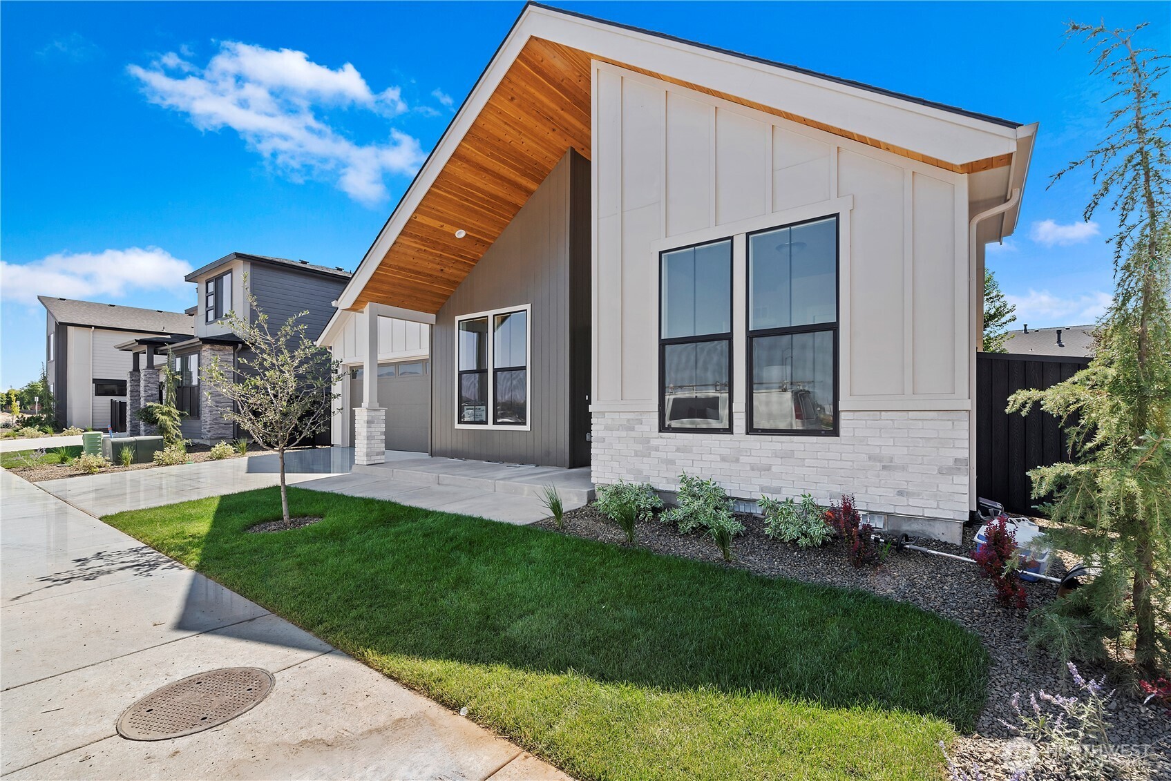 16401 30th Avenue E 5