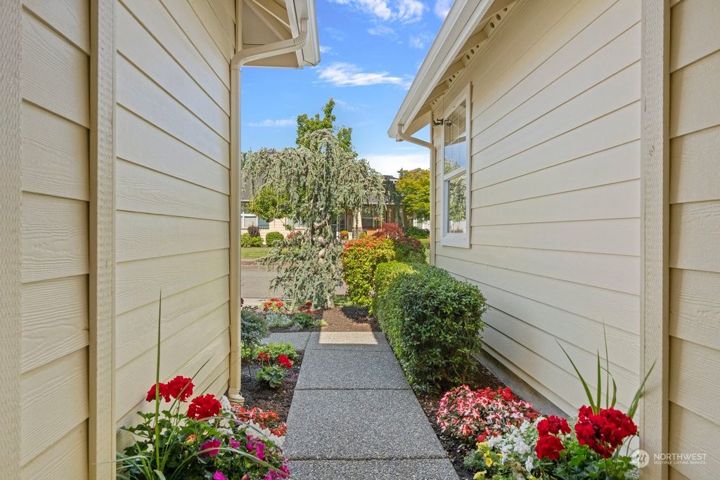 Photo of 13248 230th Place NE, Redmond, WA 98053 (MLS # 2139964)