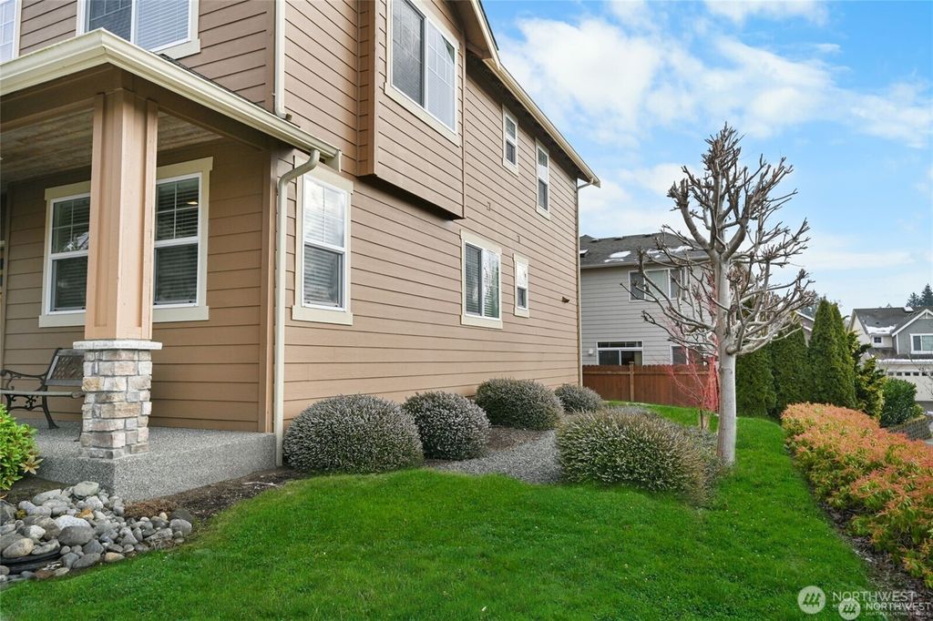Photo of 14229 20th Place W, Lynnwood, WA 98087 (MLS # 2471649)