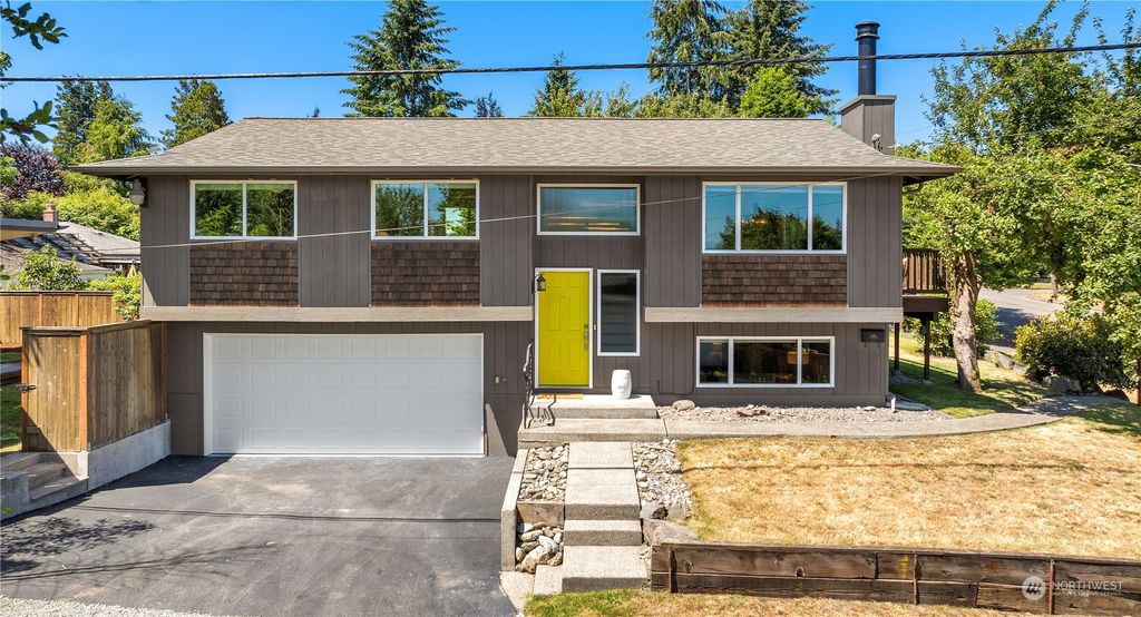 Photo of 3017 SW Holden Street, Seattle, WA 98126 (MLS # 2264184)