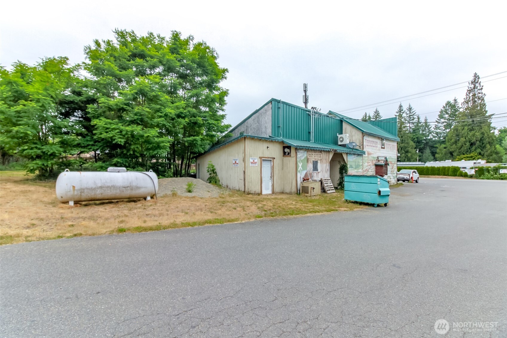 8245 Rich Road