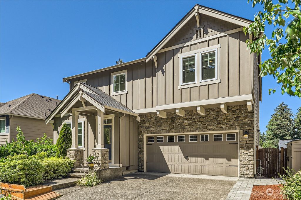Photo of 7416 NE 166th Street, Kenmore, WA 98028 (MLS # 2265925)