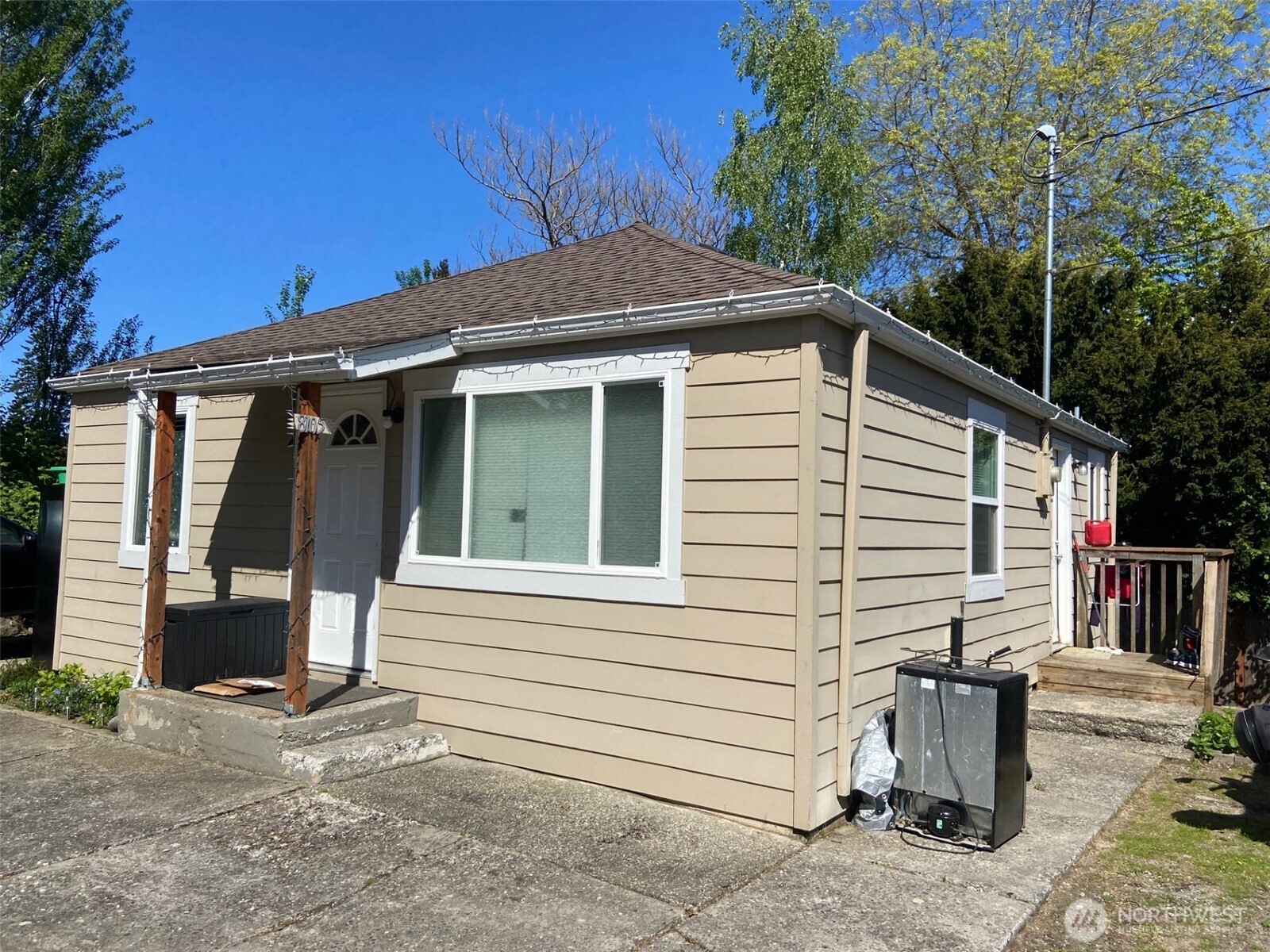 8105 240th Street SW