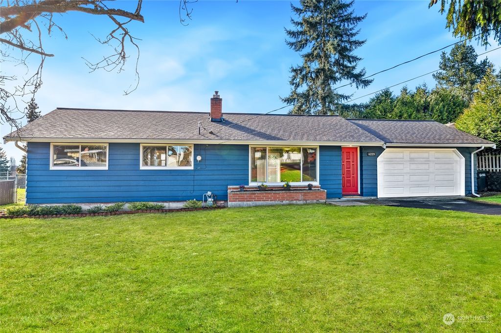 Photo of 4229 S 177th Street, SeaTac, WA 98188 (MLS # 2203792)