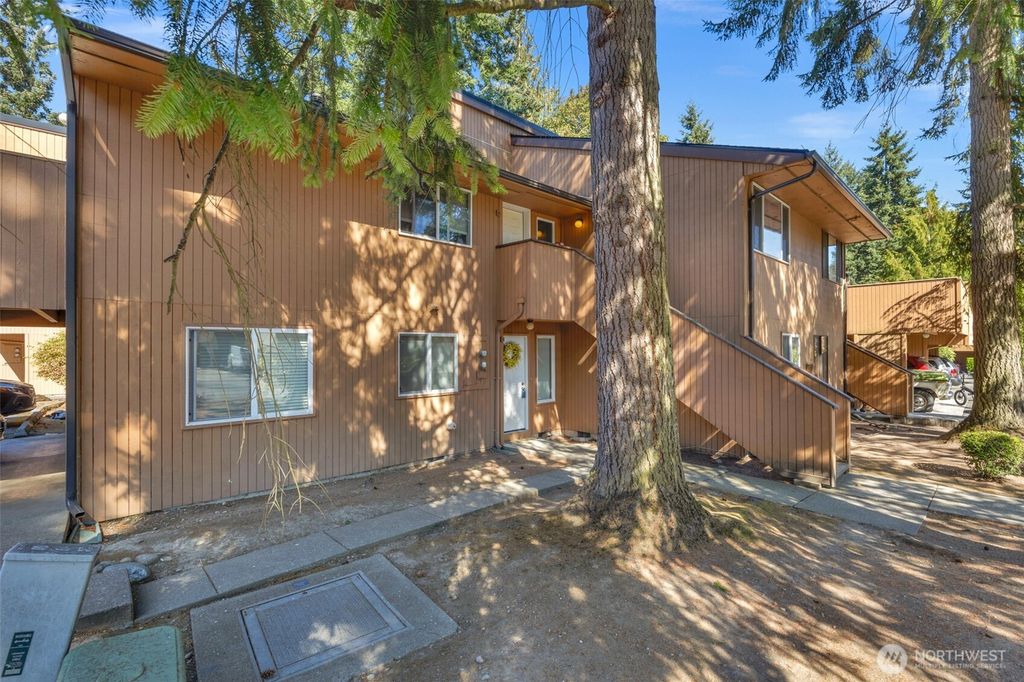 Photo of 11201 3rd Avenue SE #40A, Everett, WA 98208 (MLS # 2434303)