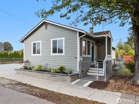 Photo of 400 6th Street, Snohomish, WA 98290 (MLS # 2435895)