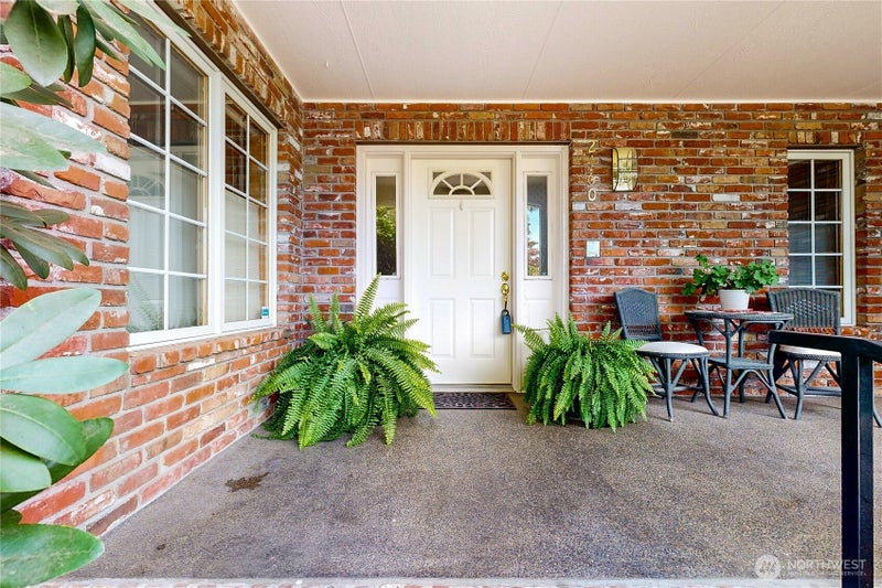 2460 Fairfield Drive