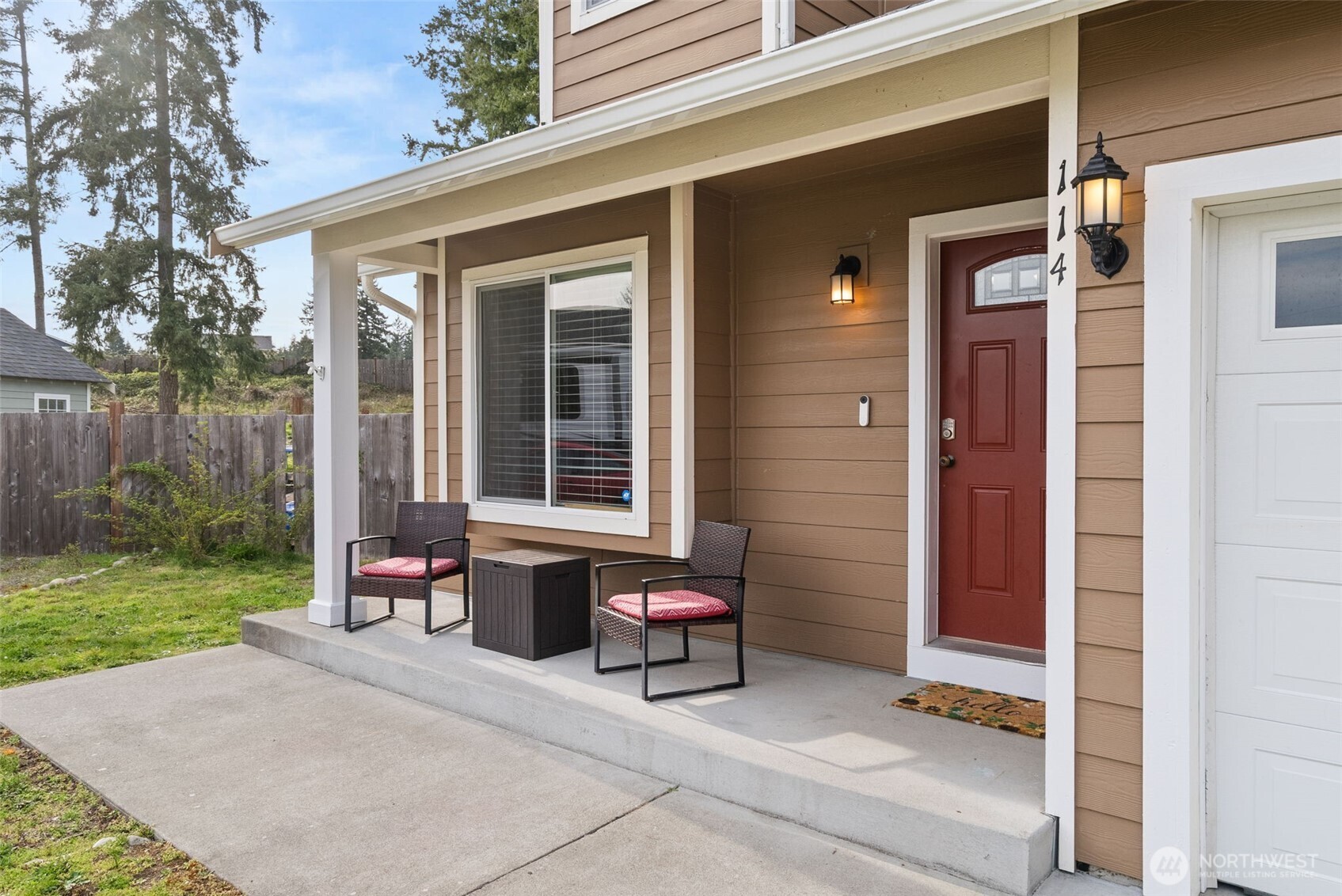114 Lillian Lane SE