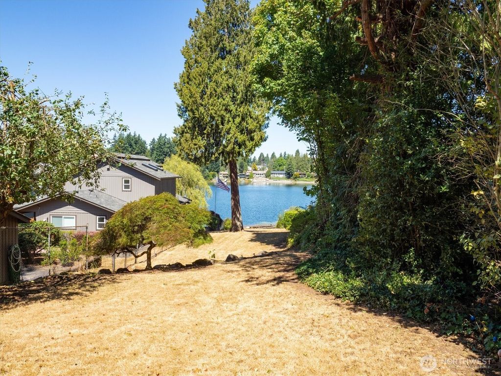 Photo of 3220 S 198th Street, SeaTac, WA 98188 (MLS # 2418833)