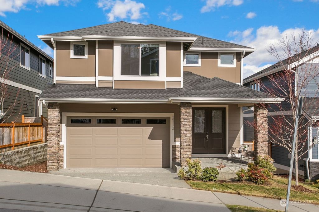 Photo of 2112 NW Lynx Loop, Issaquah, WA 98027 (MLS # 2043958)